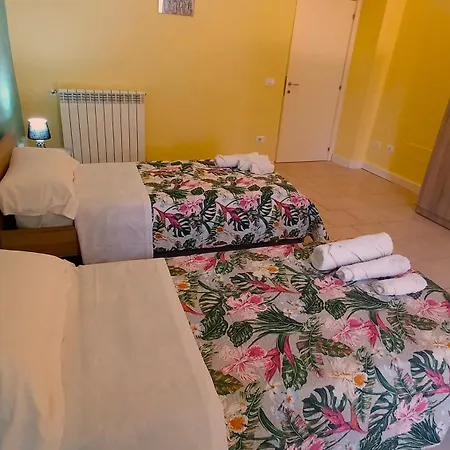 Capital House- In Sabina Apartment *